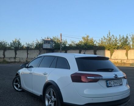 Белый Опель Инсигния, объемом двигателя 2 л и пробегом 230 тыс. км за 9500 $, фото 4 на Automoto.ua