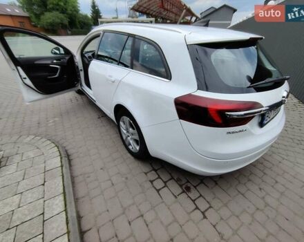 Белый Опель Инсигния, объемом двигателя 1.6 л и пробегом 234 тыс. км за 10000 $, фото 12 на Automoto.ua