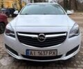 Белый Опель Инсигния, объемом двигателя 2 л и пробегом 198 тыс. км за 9900 $, фото 1 на Automoto.ua