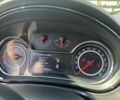 Білий Опель Інсігнія, об'ємом двигуна 1.96 л та пробігом 206 тис. км за 9000 $, фото 13 на Automoto.ua