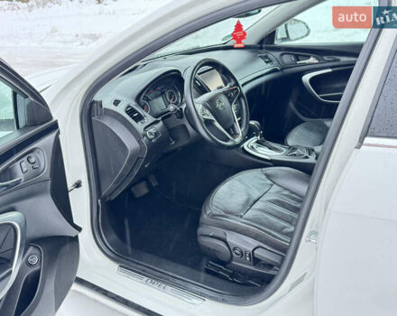 Белый Опель Инсигния, объемом двигателя 2 л и пробегом 248 тыс. км за 10650 $, фото 34 на Automoto.ua