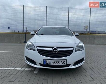 Білий Опель Інсігнія, об'ємом двигуна 1.6 л та пробігом 239 тис. км за 11300 $, фото 2 на Automoto.ua