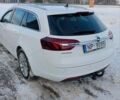 Белый Опель Инсигния, объемом двигателя 2 л и пробегом 269 тыс. км за 10000 $, фото 3 на Automoto.ua