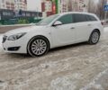 Білий Опель Інсігнія, об'ємом двигуна 2 л та пробігом 270 тис. км за 9850 $, фото 5 на Automoto.ua