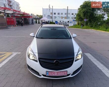 Белый Опель Инсигния, объемом двигателя 2 л и пробегом 248 тыс. км за 9650 $, фото 3 на Automoto.ua