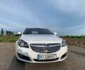 Білий Опель Інсігнія, об'ємом двигуна 2 л та пробігом 215 тис. км за 9200 $, фото 3 на Automoto.ua