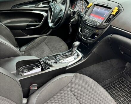 Білий Опель Інсігнія, об'ємом двигуна 2 л та пробігом 279 тис. км за 11700 $, фото 5 на Automoto.ua