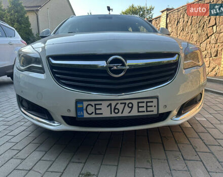 Белый Опель Инсигния, объемом двигателя 1.96 л и пробегом 300 тыс. км за 9000 $, фото 3 на Automoto.ua
