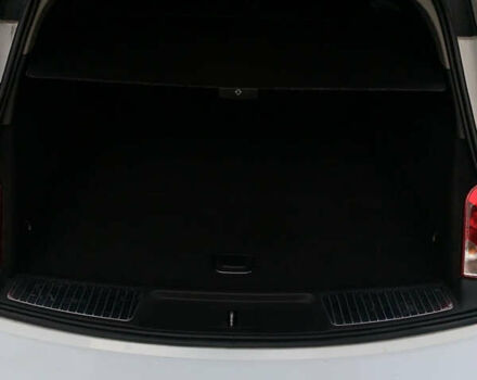 Білий Опель Інсігнія, об'ємом двигуна 1.96 л та пробігом 264 тис. км за 8700 $, фото 17 на Automoto.ua