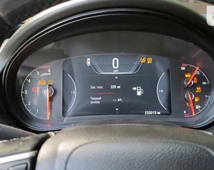 Белый Опель Инсигния, объемом двигателя 2 л и пробегом 237 тыс. км за 10700 $, фото 7 на Automoto.ua