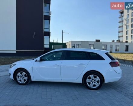 Білий Опель Інсігнія, об'ємом двигуна 1.6 л та пробігом 288 тис. км за 8300 $, фото 2 на Automoto.ua