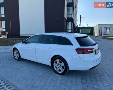 Білий Опель Інсігнія, об'ємом двигуна 1.6 л та пробігом 288 тис. км за 8300 $, фото 3 на Automoto.ua