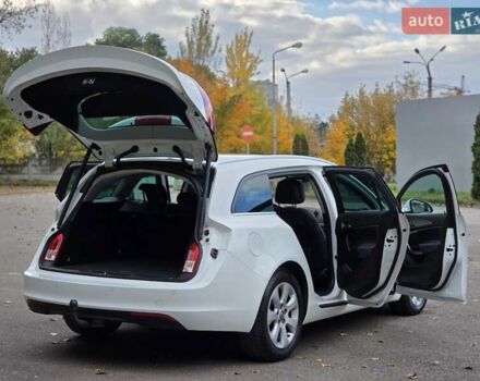 Опель Инсигния 2016 в Тернополе на Automoto.ua Белый Опель Инсигния, объемом двигателя 1.6 л и пробегом 211 тыс. км за 10500 $, фото 17 на Automoto.ua