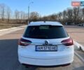 Белый Опель Инсигния, объемом двигателя 1.96 л и пробегом 258 тыс. км за 9600 $, фото 3 на Automoto.ua