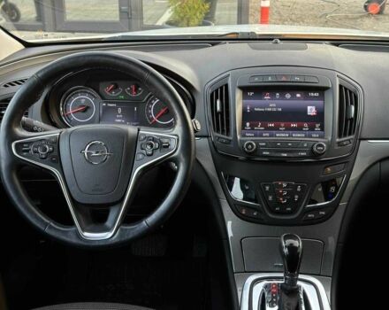 Белый Опель Инсигния, объемом двигателя 2 л и пробегом 256 тыс. км за 12990 $, фото 9 на Automoto.ua