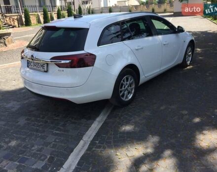 Белый Опель Инсигния, объемом двигателя 1.6 л и пробегом 220 тыс. км за 11500 $, фото 1 на Automoto.ua