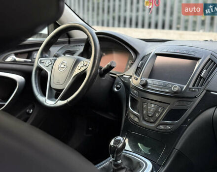 Белый Опель Инсигния, объемом двигателя 2 л и пробегом 340 тыс. км за 9600 $, фото 21 на Automoto.ua