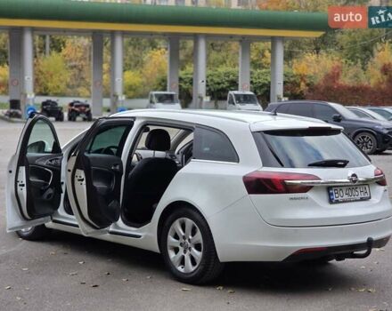 Опель Инсигния 2016 в Тернополе на Automoto.ua Белый Опель Инсигния, объемом двигателя 1.6 л и пробегом 211 тыс. км за 10500 $, фото 10 на Automoto.ua