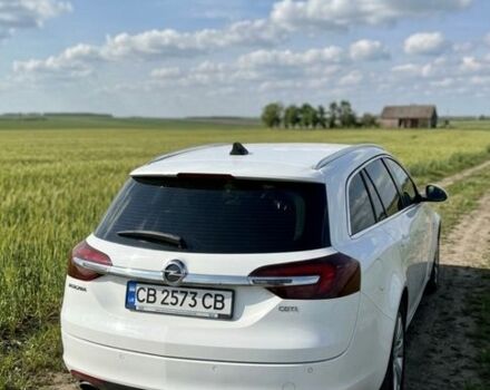 Білий Опель Інсігнія, об'ємом двигуна 1.96 л та пробігом 192 тис. км за 15000 $, фото 1 на Automoto.ua