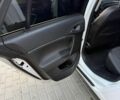 Білий Опель Інсігнія, об'ємом двигуна 1.6 л та пробігом 208 тис. км за 11800 $, фото 49 на Automoto.ua