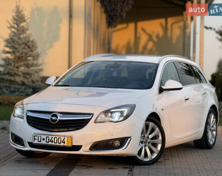 Белый Опель Инсигния, объемом двигателя 2 л и пробегом 340 тыс. км за 9600 $, фото 17 на Automoto.ua