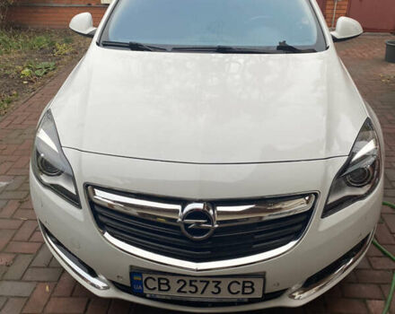 Белый Опель Инсигния, объемом двигателя 1.96 л и пробегом 180 тыс. км за 14350 $, фото 1 на Automoto.ua