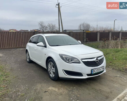Белый Опель Инсигния, объемом двигателя 1.6 л и пробегом 285 тыс. км за 12200 $, фото 2 на Automoto.ua