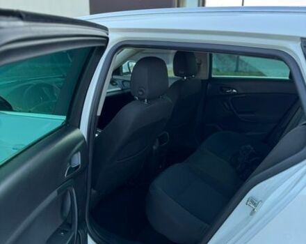 Білий Опель Інсігнія, об'ємом двигуна 1.6 л та пробігом 288 тис. км за 8300 $, фото 23 на Automoto.ua