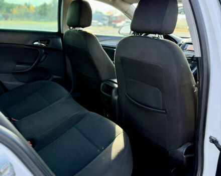 Белый Опель Инсигния, объемом двигателя 1.6 л и пробегом 279 тыс. км за 10999 $, фото 24 на Automoto.ua