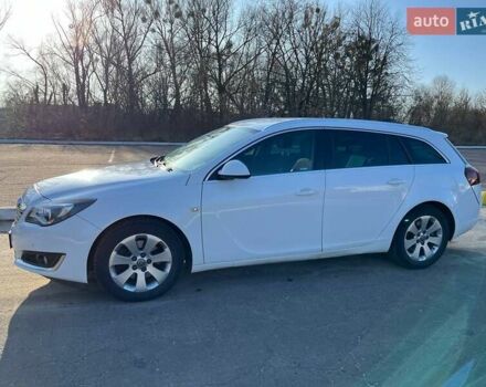 Белый Опель Инсигния, объемом двигателя 1.96 л и пробегом 258 тыс. км за 9600 $, фото 2 на Automoto.ua