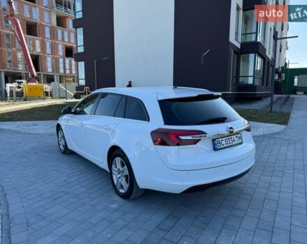 Білий Опель Інсігнія, об'ємом двигуна 1.6 л та пробігом 288 тис. км за 8300 $, фото 4 на Automoto.ua