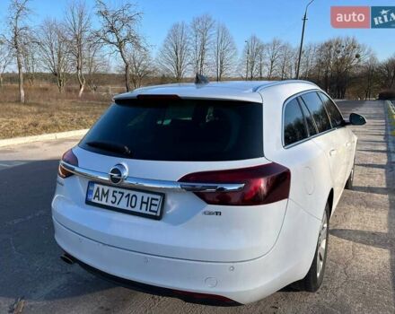 Белый Опель Инсигния, объемом двигателя 1.96 л и пробегом 258 тыс. км за 9600 $, фото 4 на Automoto.ua