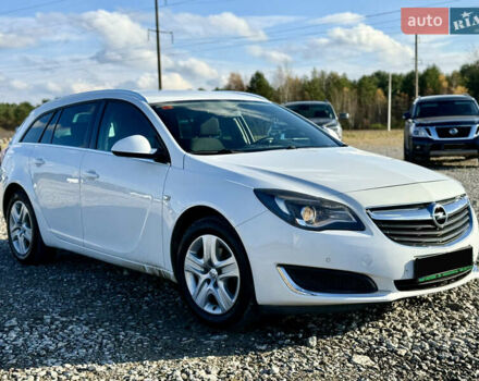 Белый Опель Инсигния, объемом двигателя 1.6 л и пробегом 279 тыс. км за 10999 $, фото 5 на Automoto.ua