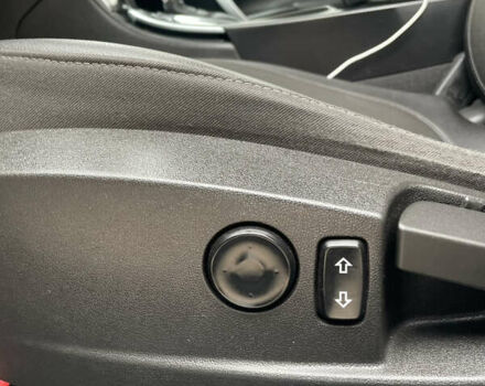 Белый Опель Инсигния, объемом двигателя 1.6 л и пробегом 214 тыс. км за 11300 $, фото 16 на Automoto.ua