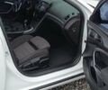 Білий Опель Інсігнія, об'ємом двигуна 1.6 л та пробігом 227 тис. км за 9500 $, фото 19 на Automoto.ua