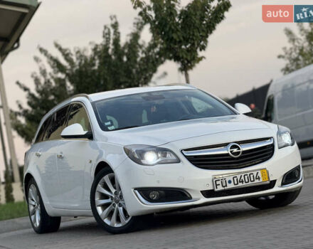 Белый Опель Инсигния, объемом двигателя 2 л и пробегом 340 тыс. км за 9600 $, фото 33 на Automoto.ua