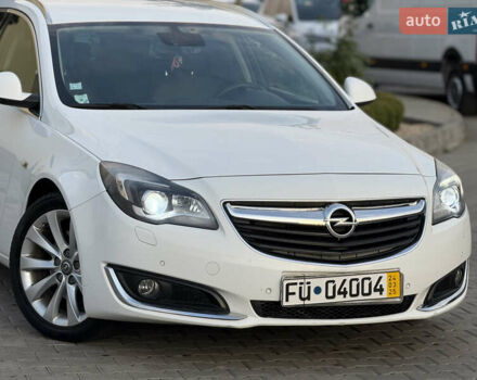 Белый Опель Инсигния, объемом двигателя 2 л и пробегом 340 тыс. км за 9600 $, фото 27 на Automoto.ua