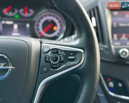 Белый Опель Инсигния, объемом двигателя 1.96 л и пробегом 256 тыс. км за 12990 $, фото 16 на Automoto.ua