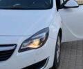 Белый Опель Инсигния, объемом двигателя 1.6 л и пробегом 196 тыс. км за 10000 $, фото 2 на Automoto.ua