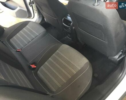 Белый Опель Инсигния, объемом двигателя 1.6 л и пробегом 220 тыс. км за 11500 $, фото 19 на Automoto.ua