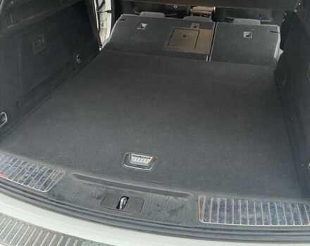 Белый Опель Инсигния, объемом двигателя 1.96 л и пробегом 180 тыс. км за 14350 $, фото 15 на Automoto.ua