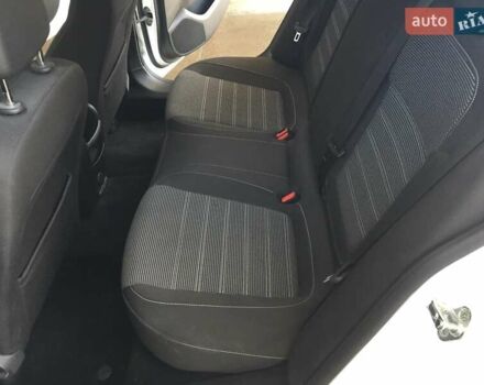 Белый Опель Инсигния, объемом двигателя 1.6 л и пробегом 220 тыс. км за 11500 $, фото 24 на Automoto.ua