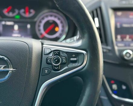 Белый Опель Инсигния, объемом двигателя 2 л и пробегом 256 тыс. км за 12990 $, фото 16 на Automoto.ua