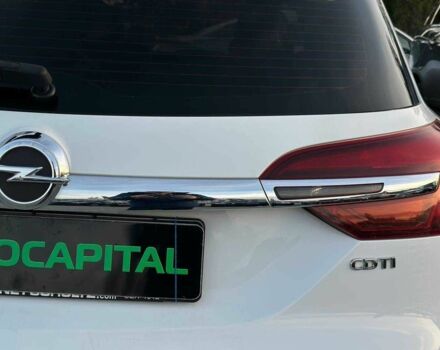 Белый Опель Инсигния, объемом двигателя 2 л и пробегом 256 тыс. км за 12990 $, фото 19 на Automoto.ua