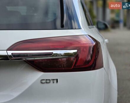 Опель Инсигния 2016 в Тернополе на Automoto.ua Белый Опель Инсигния, объемом двигателя 1.6 л и пробегом 211 тыс. км за 10500 $, фото 1 на Automoto.ua