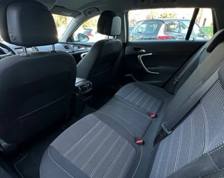 Білий Опель Інсігнія, об'ємом двигуна 1.6 л та пробігом 201 тис. км за 12200 $, фото 4 на Automoto.ua