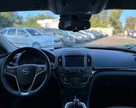 Білий Опель Інсігнія, об'ємом двигуна 1.6 л та пробігом 201 тис. км за 12200 $, фото 5 на Automoto.ua