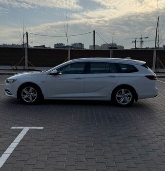 Белый Опель Инсигния, объемом двигателя 1.6 л и пробегом 190 тыс. км за 14999 $, фото 20 на Automoto.ua