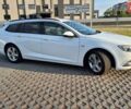 Білий Опель Інсігнія, об'ємом двигуна 1.96 л та пробігом 190 тис. км за 13000 $, фото 3 на Automoto.ua