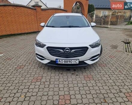 Белый Опель Инсигния, объемом двигателя 1.96 л и пробегом 223 тыс. км за 15000 $, фото 1 на Automoto.ua